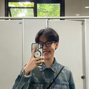 รูปโปรไฟล์ของ Proud