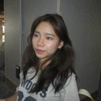 รูปโปรไฟล์ของ aom